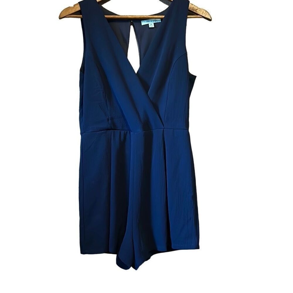Chic Navy Blue Sleeveless V-Neck Romper Modern Jumpsuit